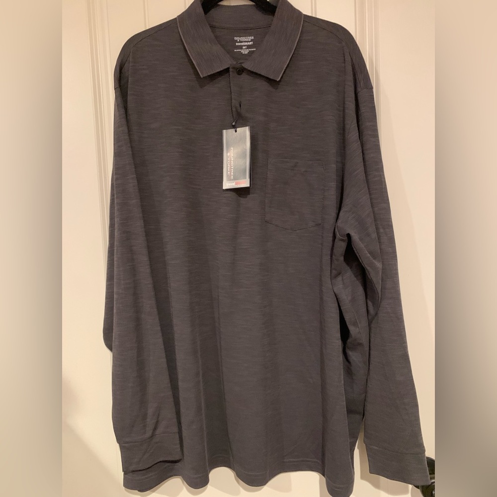 NWT Men’s Roundtree & Yorke travel smart long sleeve shirt.